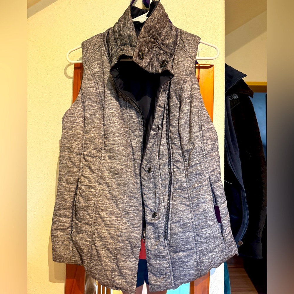 ZELLA Reversible Quilted Vest